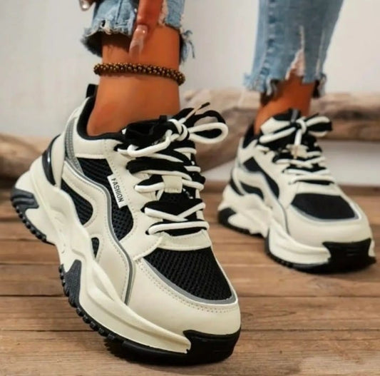 Lace-up Athletic Sneakers - Black